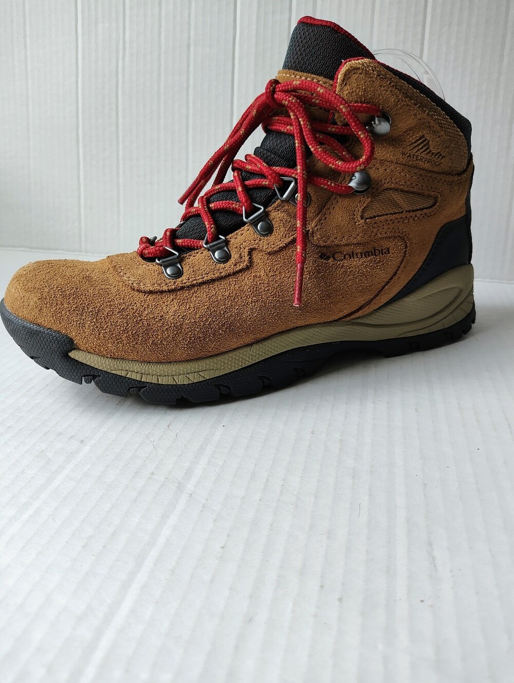 Columbia Newton Ridge Plus Waterproof Amped Hiking Boots Women's Sz 9